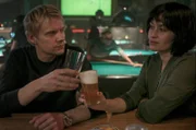 Ein gutes Ermittlerteam und gute Freunde: Kommissar Piet Van der Valk (Marc Warren) und Inspector Lucienne Hassel (Maimie McCoy) übernehmen einen Mordfall, der sich schon bald als überaus mysteriös herausstellt.