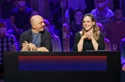 Rateteam-Kapitän Bernhard Hoëcker (l.) mit Kunstturnerin Sarah Voss (r.).