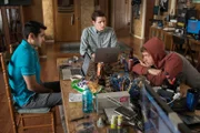 From left to right: Dinesh Chugtai (Kumail Nanjiani) Donald 'Jared' Dunn (Zach Woods) Richard Hendricks (Thomas Middleditch)