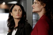 Ermitteln in einem neuen Fall: Teresa (Robin Tunney, l.) und Brenda Shettrick (Rebecca Wisocky, r.) ...