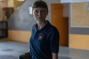Jenny Malchow (Antonia Breidenbach) macht sich Sorgen, als ihr Freund, ein Rettungssanitäter, plötzlich verschwunden ist.