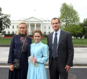 Bill, Cara Lynn and Nicki in front of the White House Family Portrait.