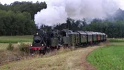 Saar-Hochwald: In Doppeltraktion hat diesmal der Zug die Steigung vor Losheim mit viel Schwung erklommen.