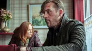 Eddie (Barry Sloane) ist wieder aus dem Gefängnis zurück.