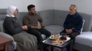 Jaafar B. ist mit 15 für einen Sommerkurs aus Aleppo nach Österreich gekommen – und geblieben. In Traiskirchen hat er Asyl bekommen, ein Jahr später sind seine Eltern nachgekommen. Jetzt studiert Jaafar an der Diplomatischen Akademie. Sein Herz schlägt für die Politik. „Ich komme aus einer Diktatur, Demokratie habe ich erst hier kennengelernt. Jetzt habe ich die Chance, die Welt zu einem besseren Ort zu machen.“