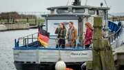 L-R: Henny Reents als Lona Vogt, Hinnerk Schönemann als Hauke Jacobs, Marleen Lohse als Jule Christiansen