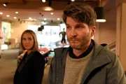 Kommissarin Jessika Pollath (Maxi Warwel) ist auf der Suche nach der verschwundenen Sylvia. Was verheimlicht ihr Georg Haas (Leopold Hornung)?