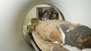Untersuchung der Mumie im Computertomographen: Für die Forscher des German Mummy Projects sind die einbalsamierten Toten ganz besondere "Bio-Archive", die über das Leben und Leiden der alten Ägypter Aufschluss geben.