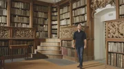 In der Bamberger Stadtbibliothek steht Mirko Drotschmann, in der über achthundert Verhörprotokolle lagern. Sie zeugen von einem der dunkelsten Kapitel der Stadtgeschichte.