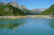 SWR Fernsehen EXPEDITION IN DIE HEIMAT, "Von Hütte zu Hütte", am Freitag um 20:15 Uhr. Die Reisereportage führt die Zuschauerinnen und Zuschauer zum Spullersee