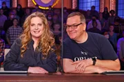 Rateteam-Kapitän Elton (r.) mit Schauspielerin Diana Amft (l.).