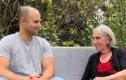 Maria mit ihrem Sohn Mhamed.