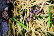Linguine mit Spargel.