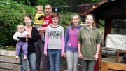 Melanie und Michael wollen das kleine Spielzimmer ihrer beiden jüngsten Kinder zu einem vollwertigen Zimmer ausbauen.