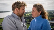 Beke (Felicitas Woll) lässt Paul (Steve Windolf) an ihren Zukunftsplänen teilhaben und ist auf seine Reaktion gespannt. Sie hat von ihrem Schwager ein Baugrundstück angeboten bekommen und überlegt sich im Alten Land niederzulassen.