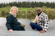 Erzieherin Grit Lill mit Yared Dibaba: Die gebürtige Dresdnerin hat sogar ein Plattdeutsch-Zertifikat.