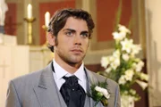 Zum Entsetzen der Gäste sagt Jonas (Roy Peter Link) die Hochzeit ab.