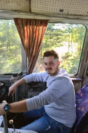 Emanuel Rundo ist der jüngste Zugfahrer der Aninabahn. Schon sein Großvater arbeitete für die rumänische Bahngesellschaft CFR.