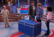 Cooper Barnes als Captain Man, Jace Norman als Henry Hart und Riele Downs als Charlotte Bolton.