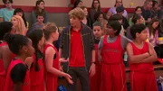 Henry Hart (Jace Norman, m.)