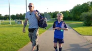 Waldhof-Mannheim-Fan Frank ist nicht nur passionierter Gemüsegärtner, sondern auch stolzer Fußball-Papa. Er begleitet Tochter Lara zum Training bei der TSG Hoffenheim.