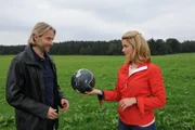 Michael (Erich Altenkopf, l.); Marlene (Lucy Scherer, r.)