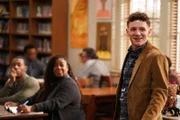 Jacob Hill (Chris Perfetti)