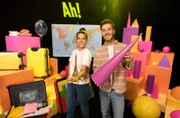 Clarissa und Tarkan beschäftigen sich dieses Mal mit dem Thema: "Auf Dienstreise"