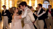 Natasha (Lily James, li.), Andrei (James Norton, re.)