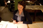 Susan (Anna Maxwell Martin)