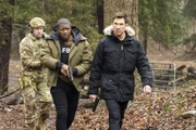 Ray Cannon (Edwin Hodge, l.); Remy Scott (Dylan McDermott, r.)