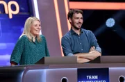 Die Kandidat:innen des Teams "Neureuther": Miriam Neureuther (l.), ehemalige Biathletin und Felix Neureuther (r.), ehemaliger Skirennläufer.