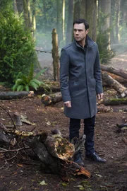 Harry Greenwood (Rupert Evans)