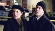 Detective Benson (Mariska Hargitay) und Detective Stabler (Christopher Meloni) sollen den Mord an einem Kinderschänder untersuchen. Stabler fällt die Suche nach dem Mörder schwer, denn etwas in ihm scheint den Mord als ausgleichende Gerechtigkeit zu empfinden.