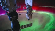 Forscher suchen in Gashüllen, ähnlich der Erdatmosphäre, nach Spuren außerirdischen Lebens.