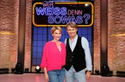 Als Kandidat:innen zu Gast bei "Wer weiß denn sowas?": Die Schauspielerin Gisa Zach (l.) und der Schauspieler Wolfgang Bahro (r.).