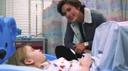 Die kleine Sophie (Andrea Bowen) wurde entführt und vergewaltigt. Im Krankenhaus versucht Detective Olivia Benson (Mariska Hargitay), von dem Mädchen etwas über ihren Peiniger zu erfahren.