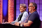 Rateteam-Kapitän Elton (r.) mit Schauspieler Wolfgang Bahro (l.).