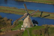 15 Kilometer südöstlich von Rotterdam stehen Windmühlen aus dem 18. Jahrhundert: Sie mahlen kein Getreide, sondern schöpfen Rheinwasser.