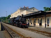 MDR Fernsehen EISENBAHNROMANTIK, "Transalpina - von der Adria hinauf in die Julischen Alpen", am Samstag um 11:30 Uhr. Die Gebirgsbahn Transalpina führt von Triest ins slowenische Jesenice.