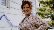 Julie Martin, eine liebevolle Mutter, stirbt auf mysteriöse und brutale Art und Weise. Bei den Ermittlungen deckt ein Polizei-Team auf, dass ihre Tochter Jasmine hinter der geplanten Ermordung steckt.
