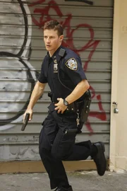 Will Estes als Jamie Reagan.