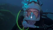 Colin Devey bei seiner Unterwassermoderation am Mittelatlantischen Rücken.
