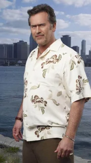 Sam Axe (Bruce Campbell)