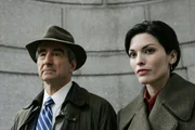 LAW & ORDER -- "Corner Office" Episode 17010 -- Pictured: (l-r) Sam Waterston as Executive Assistant District Attorney Jack McCoy, Alana De La Garza as Connie Rubriosa. LAW & ORDER -- "Corner Office" Episode 17010 -- Pictured: (l-r) Sam Waterston as Executive Assistant District Attorney Jack McCoy, Alana De La Garza as Connie Rubriosa.
