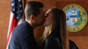 Jay Halstead (Jesse Lee Soffer, r.) und Hailey Upton (Tracy Spiridakos, l.)