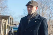 Muss einen Diebstahl in einem Zoo aufklären: Holmes (Jonny Lee Miller) ...