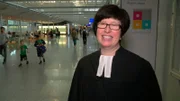 Flughafenpfarrerin Bettina Klünemann.