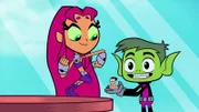 v.li.: Starfire, Beast Boy