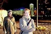 Jürgen (Oliver Bokern, l.) begreift, dass er Lisa (Alexandra Neldel, r.) mit seiner Offenheit extrem verletzt hat.